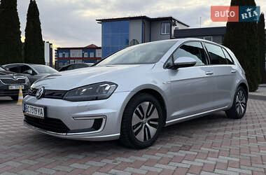 Хэтчбек Volkswagen e-Golf 2016 в Городке