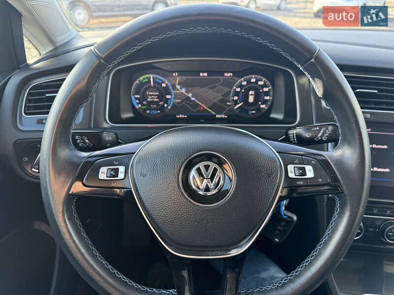 Volkswagen e-Golf 2020