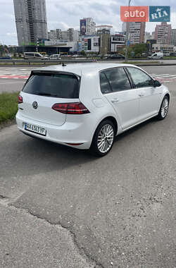 Хэтчбек Volkswagen e-Golf 2016 в Киеве