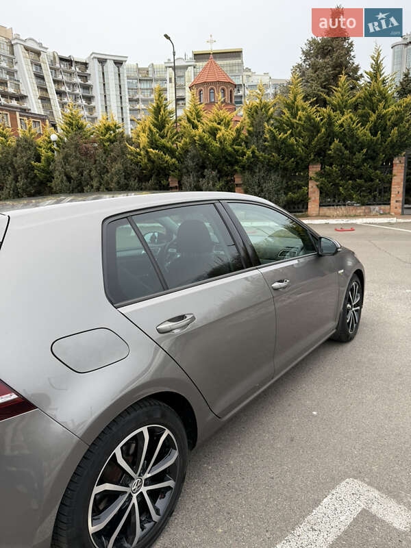 Хэтчбек Volkswagen e-Golf 2014 в Одессе