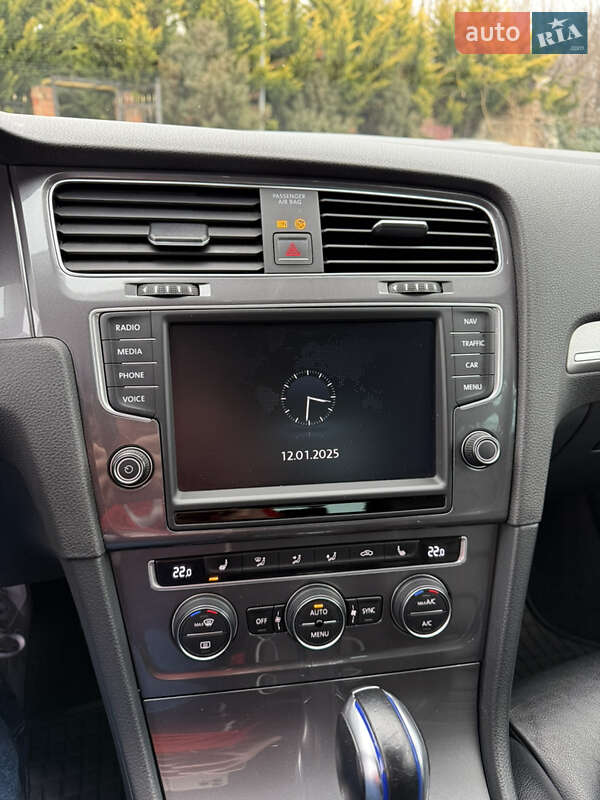 Хэтчбек Volkswagen e-Golf 2014 в Одессе