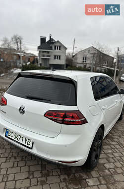 Хетчбек Volkswagen e-Golf 2014 в Вінниці