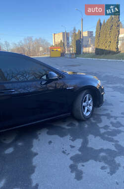 Хэтчбек Volkswagen e-Golf 2015 в 