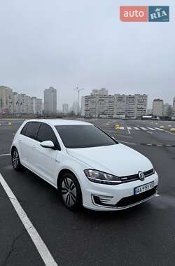 Хетчбек Volkswagen e-Golf 2019 в Києві