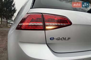 Хетчбек Volkswagen e-Golf 2015 в Летичіві