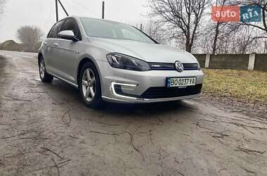 Хетчбек Volkswagen e-Golf 2015 в Летичіві