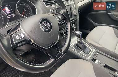 Хетчбек Volkswagen e-Golf 2015 в Летичіві