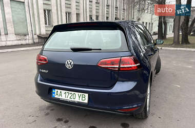 Хетчбек Volkswagen e-Golf 2015 в Дніпрі