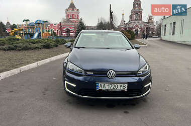 Хетчбек Volkswagen e-Golf 2015 в Дніпрі