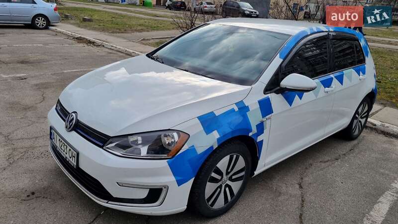 Volkswagen e-Golf 2016
