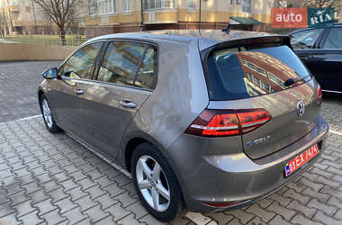 Хетчбек Volkswagen e-Golf 2015 в Чернівцях