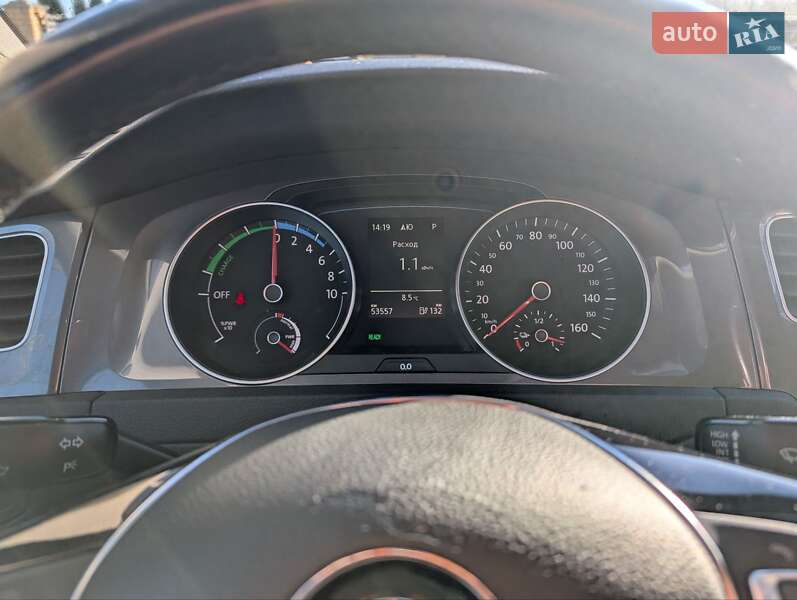 Хэтчбек Volkswagen e-Golf 2015 в Ужгороде фото 3 Хэтчбек Volkswagen e-Golf 2015 в Ужгороде