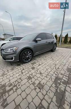 Хэтчбек Volkswagen e-Golf 2017 в Львове