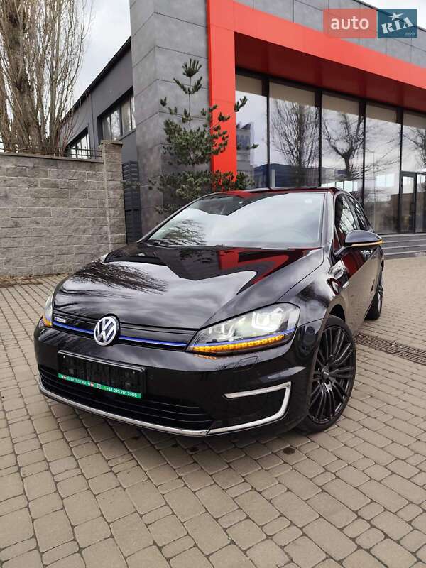 Volkswagen e-Golf 2016