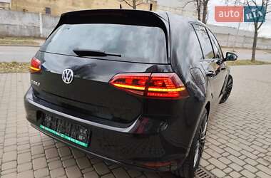 Хетчбек Volkswagen e-Golf 2016 в Києві