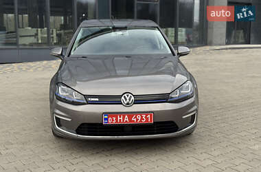 Хетчбек Volkswagen e-Golf 2016 в Рівному