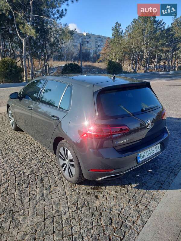 Хэтчбек Volkswagen e-Golf 2019 в Днепре