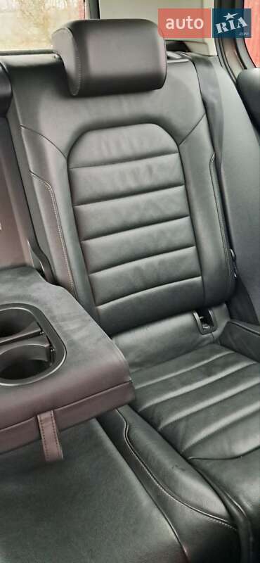 Хетчбек Volkswagen e-Golf 2015 в Києві