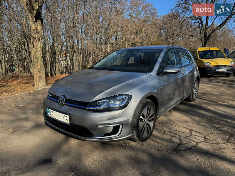 Хетчбек Volkswagen e-Golf 2018 в Хмельницькому