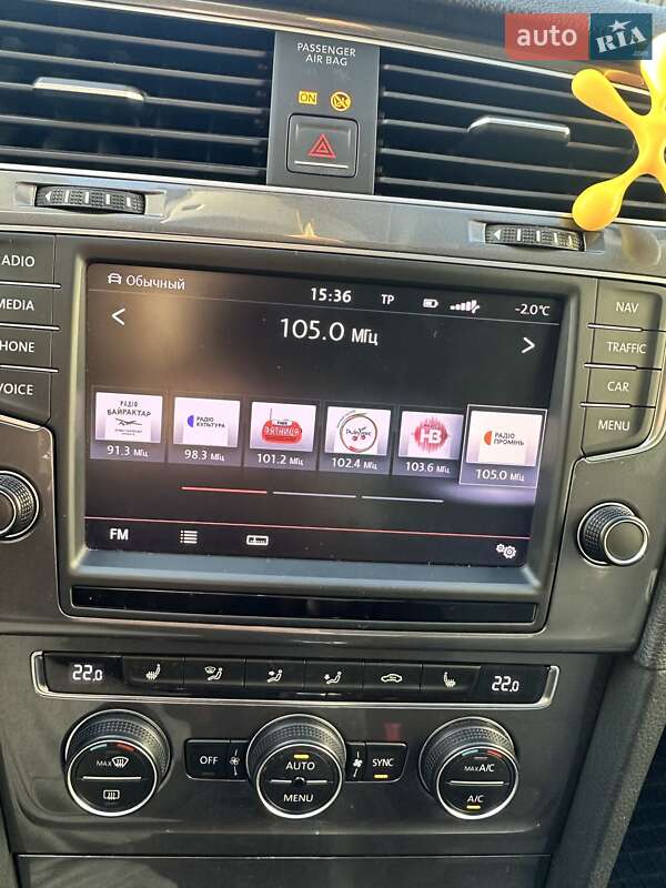 Хетчбек Volkswagen e-Golf 2014 в Чернівцях