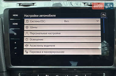 Хетчбек Volkswagen e-Golf 2017 в 
