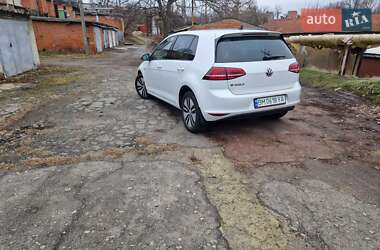 Хетчбек Volkswagen e-Golf 2015 в Сумах