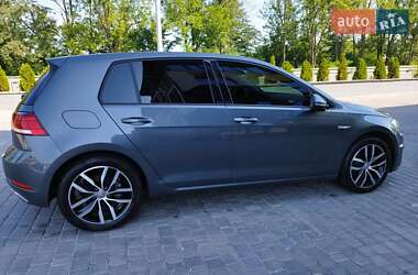 Хэтчбек Volkswagen e-Golf 2018 в Виннице