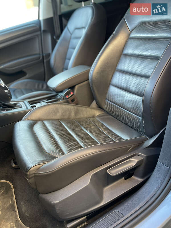 Хетчбек Volkswagen e-Golf 2018 в Тернополі