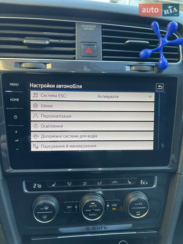 Хетчбек Volkswagen e-Golf 2018 в Тернополі