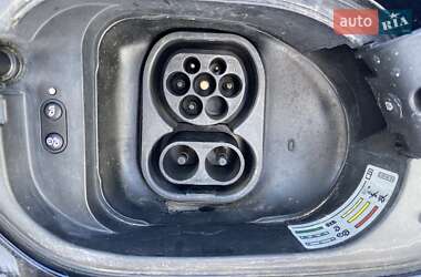 Хэтчбек Volkswagen e-Golf 2020 в 