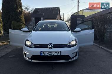 Хэтчбек Volkswagen e-Golf 2015 в 