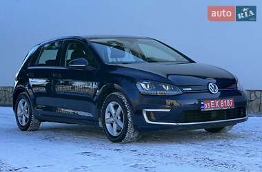 volkswagen e-golf 2015 в Ровно от профессионального продавца Vadum Stanislavovich Voytovich