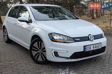 Хетчбек Volkswagen e-Golf 2015 в Дрогобичі