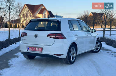 Хетчбек Volkswagen e-Golf 2015 в Сарнах