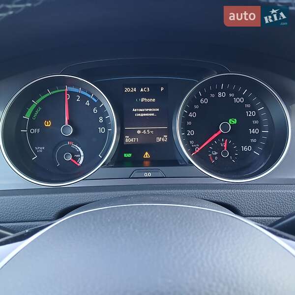 Хэтчбек Volkswagen e-Golf 2014 в Гайсине