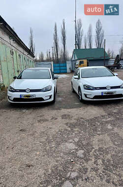 Хэтчбек Volkswagen e-Golf 2014 в Кропивницком