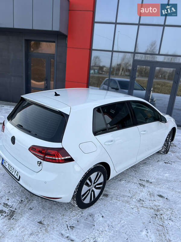 Хетчбек Volkswagen e-Golf 2014 в Ковелі