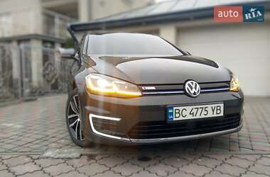 Хэтчбек Volkswagen e-Golf 2018 в Городке
