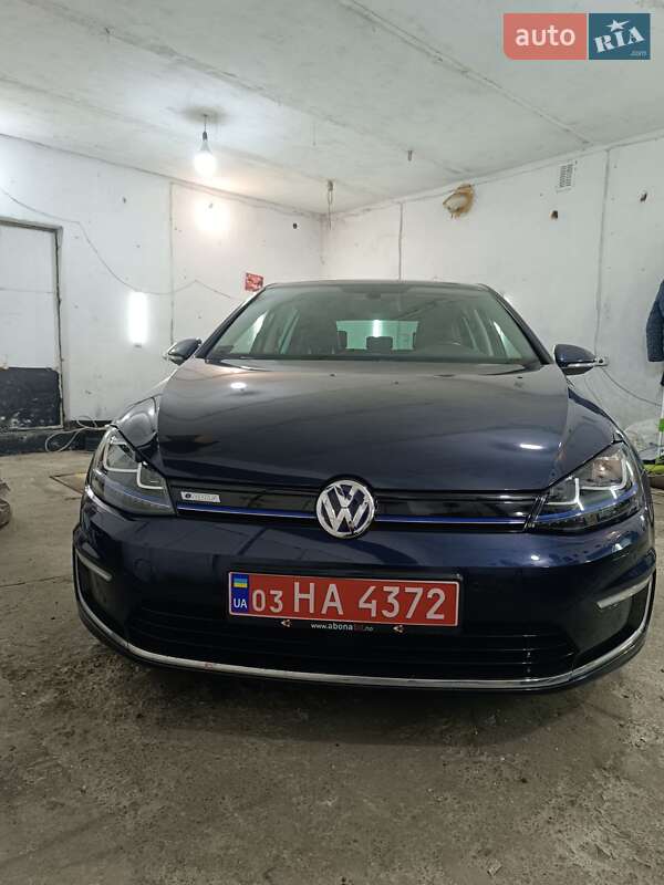 Хэтчбек Volkswagen e-Golf 2016 в Ровно фото 15 Хэтчбек Volkswagen e-Golf 2016 в Ровно