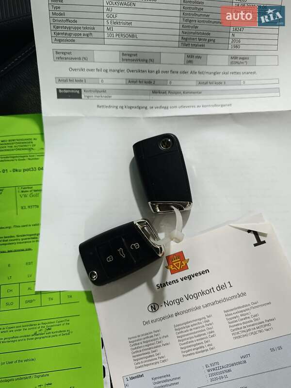 Хэтчбек Volkswagen e-Golf 2016 в Ровно фото 99 Хэтчбек Volkswagen e-Golf 2016 в Ровно