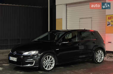 Хэтчбек Volkswagen e-Golf 2015 в 