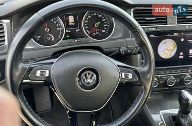 Хетчбек Volkswagen e-Golf 2021 в 