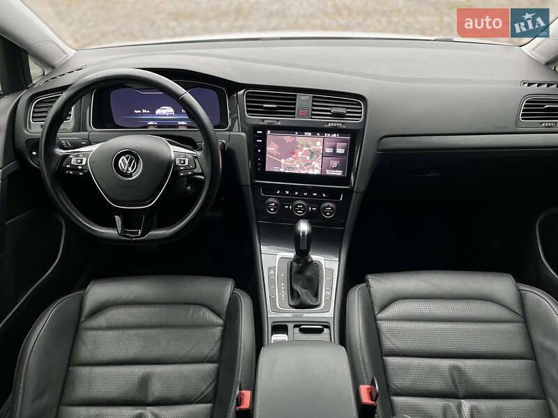 Хетчбек Volkswagen e-Golf 2020 в Мукачевому