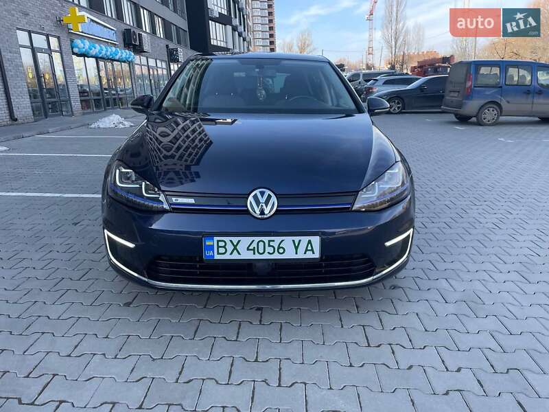 Хетчбек Volkswagen e-Golf 2015 в Хмельницькому