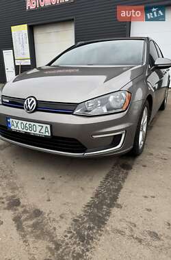 Хэтчбек Volkswagen e-Golf 2015 в Харькове