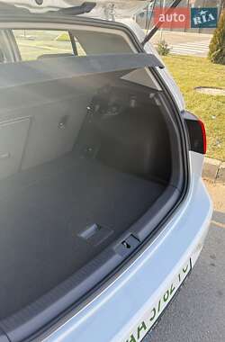 Хетчбек Volkswagen e-Golf 2020 в 