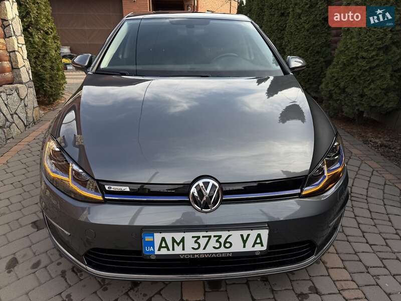 Хэтчбек Volkswagen e-Golf 2019 в Виннице
