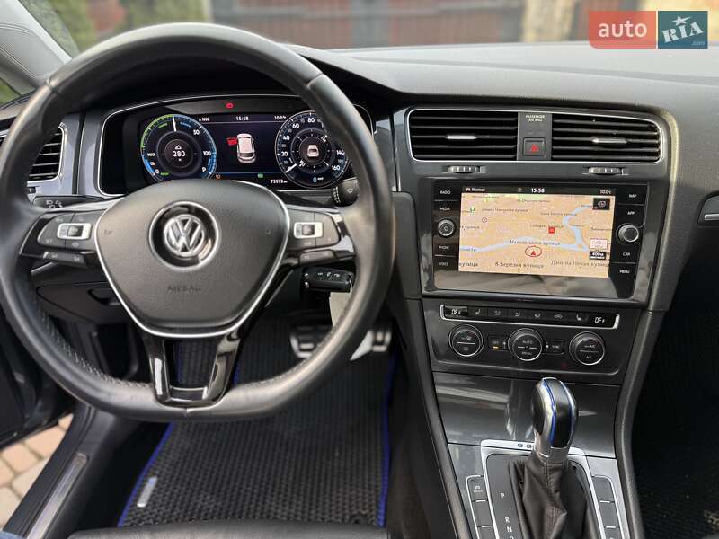 Хэтчбек Volkswagen e-Golf 2019 в Виннице
