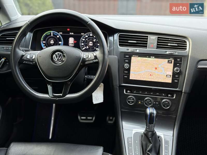 Хэтчбек Volkswagen e-Golf 2019 в Виннице