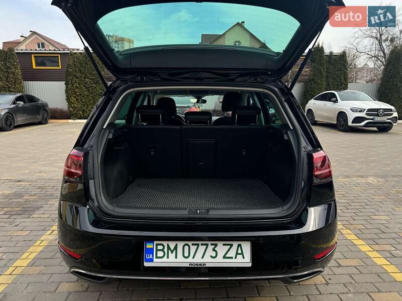 Хэтчбек Volkswagen e-Golf 2019 в Буче фото 8 Хэтчбек Volkswagen e-Golf 2019 в Буче